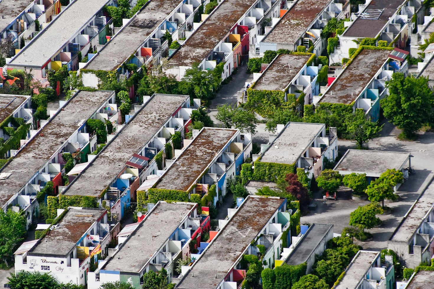 How Sharing Housing Experiences Can Drive Change